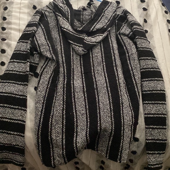 Sweatshirt with hoodie - Picture 3 of 4